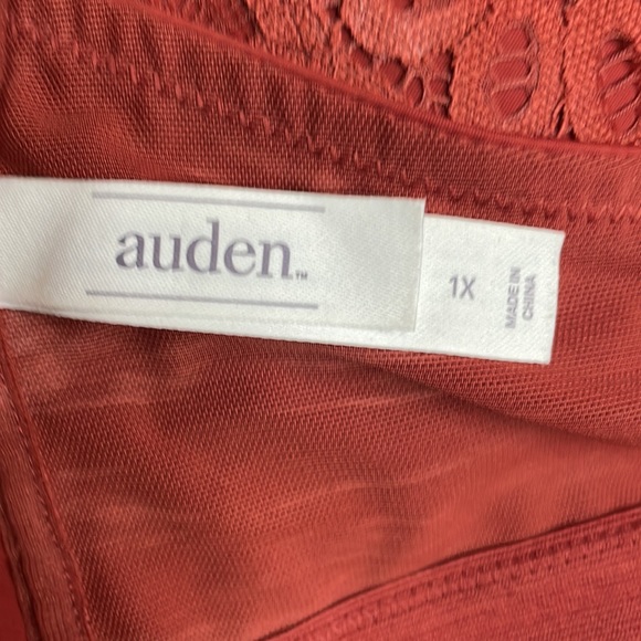 Burnt orange laced bralette size 1X - Picture 3 of 3